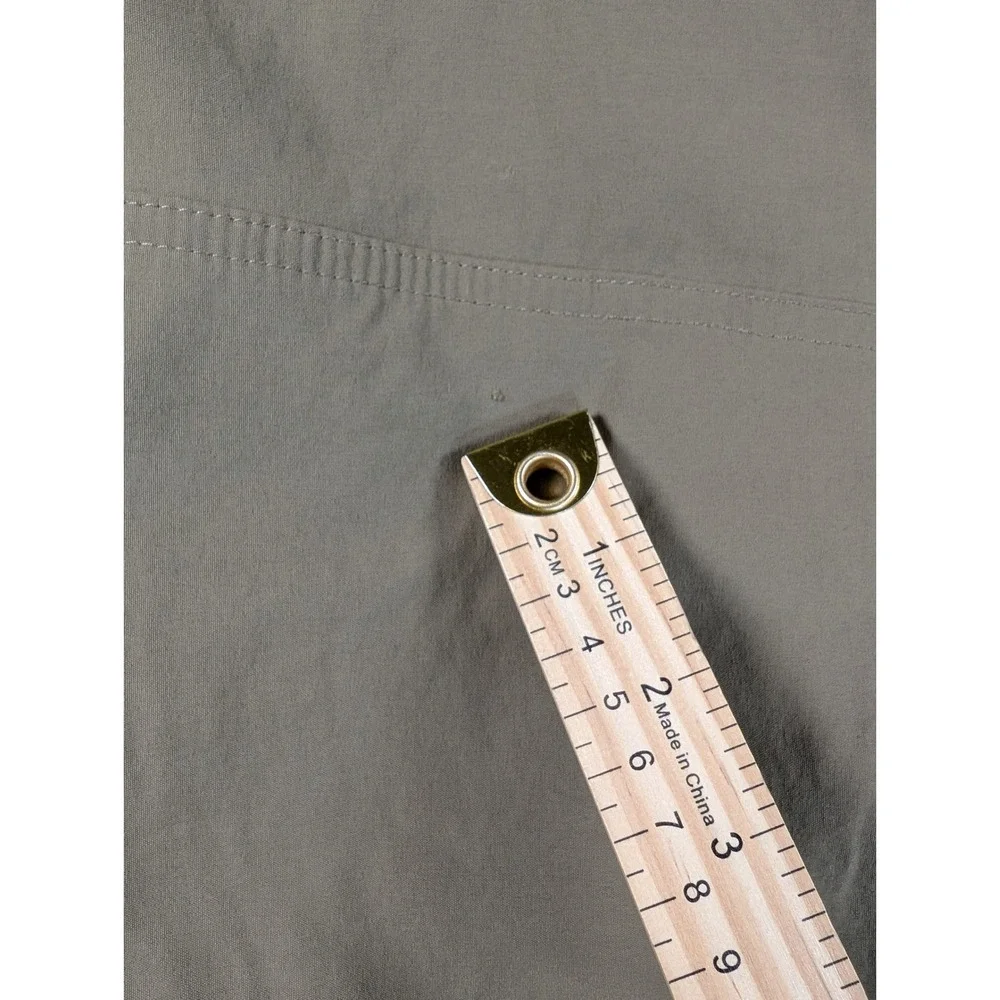 Kuhl Renegade Khaki Tan Cargo Hiking Shorts Mens 42 Style 5121 Nylon Spandex - Picture 13 of 13